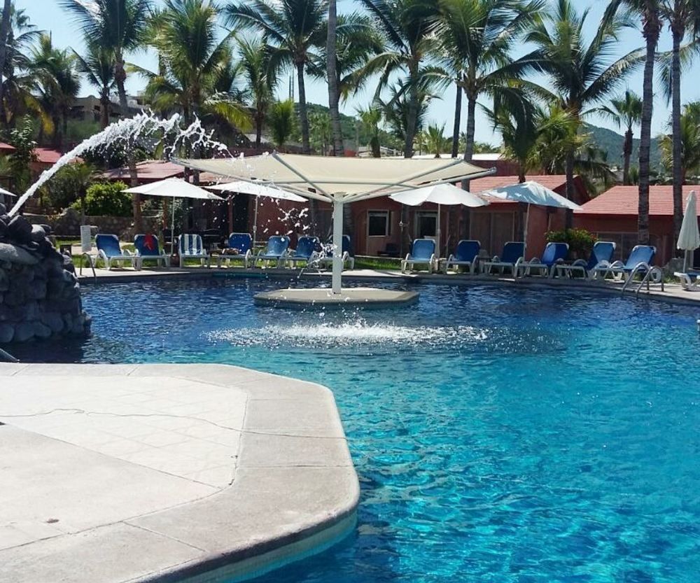 Buena Vista Oceanfront & Hot Springs Resort 雪松山 外观 照片