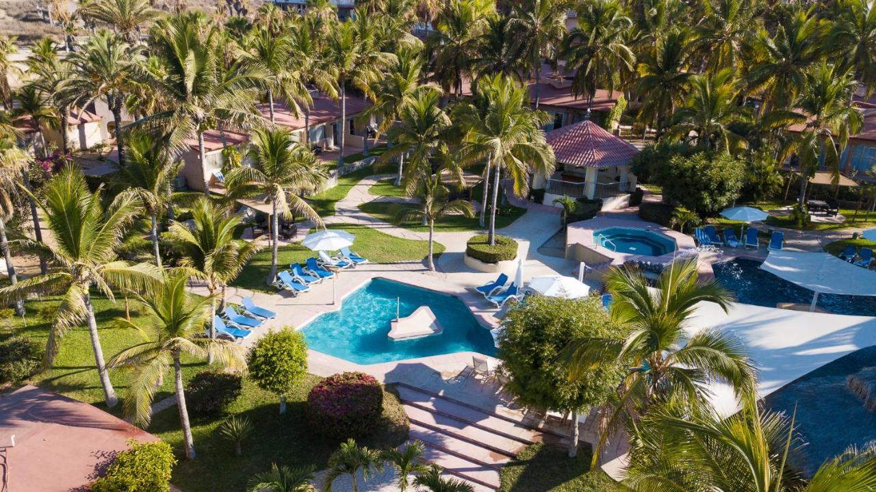 Buena Vista Oceanfront & Hot Springs Resort 雪松山 外观 照片